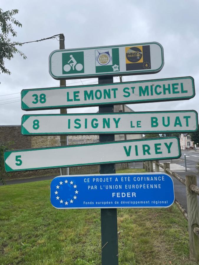 Gite La Choupette Saint-Hilaire-du-Harcouët المظهر الخارجي الصورة